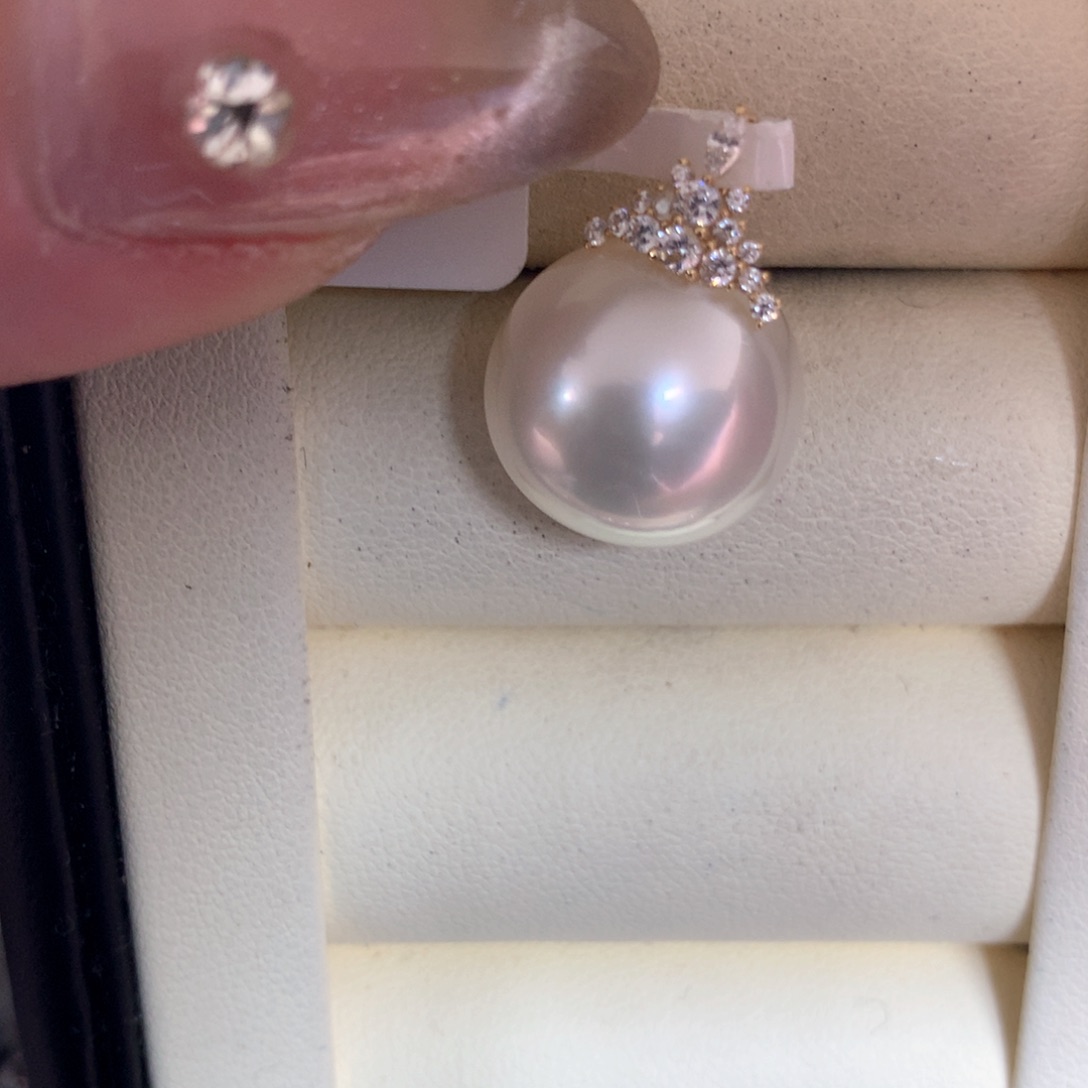 海水珍珠颈饰18K金镶嵌