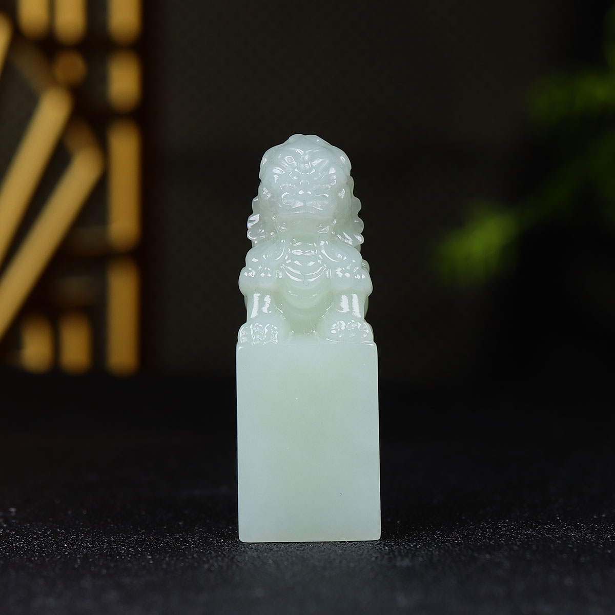 102101和田玉青玉狮子印章