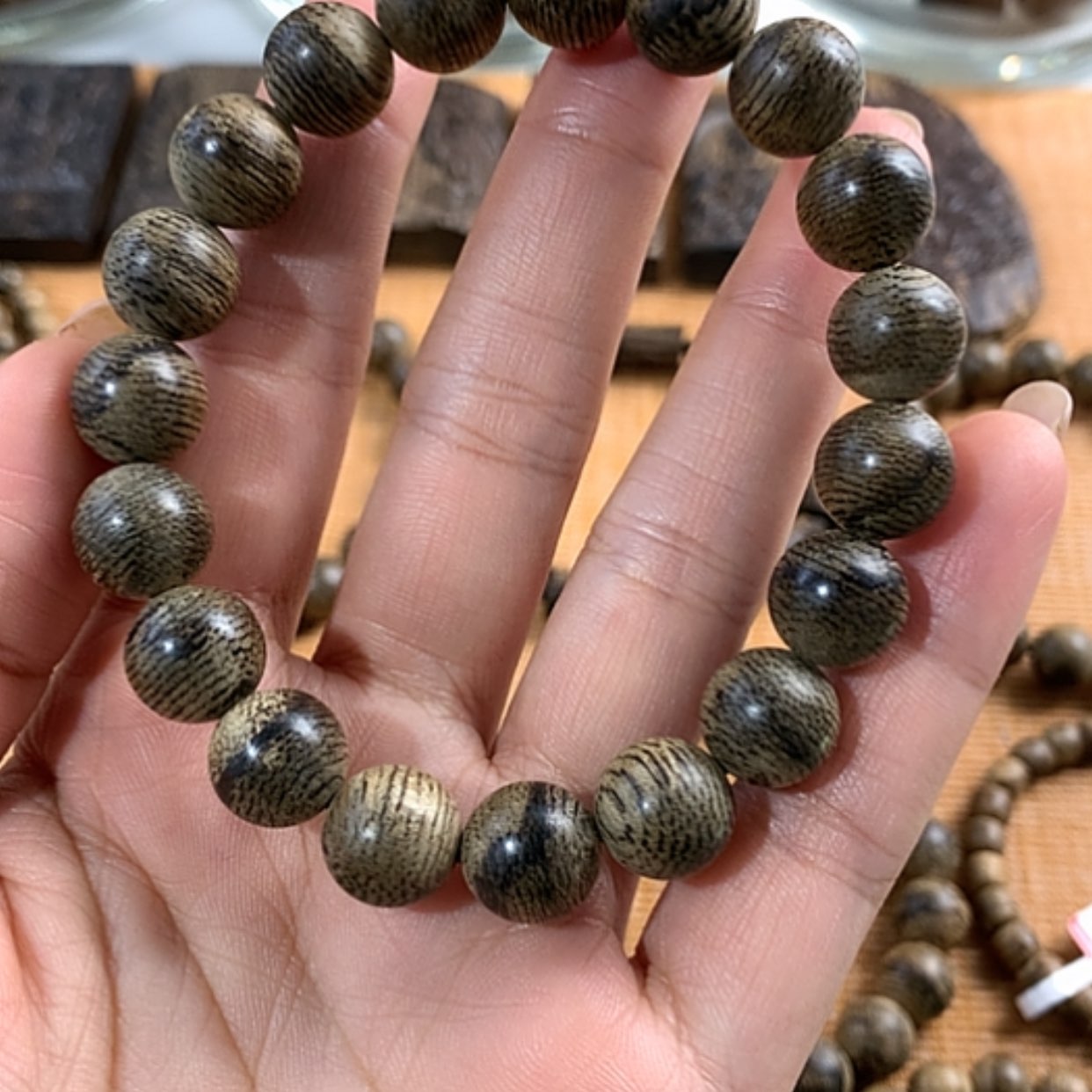 【闪购商品】沉香手串风**轻达拉干沉香核心软丝1.1，11克