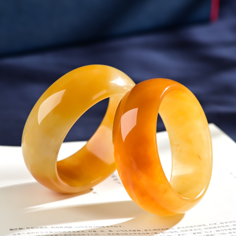 保真云南龙陵黄龙玉轮胎宽版加宽手镯玉镯天然玉石时尚冰透大圈口