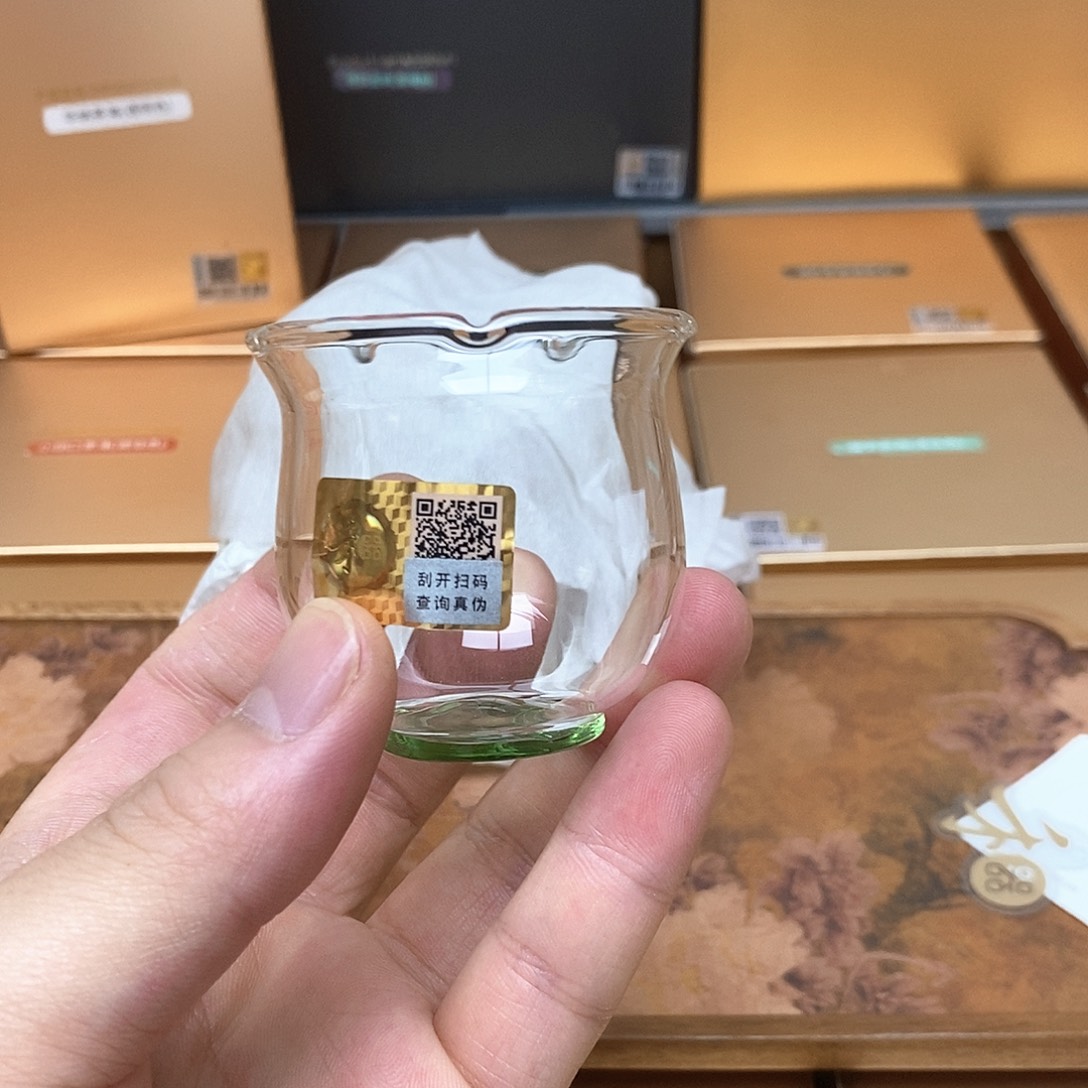 禾器华蕊杯湖绿色微瑕