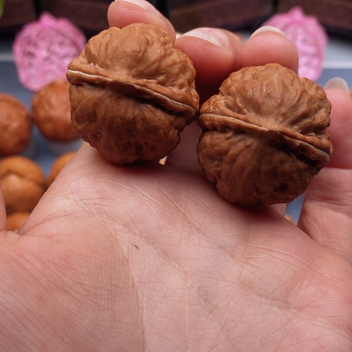 文玩核桃把件大粗筋