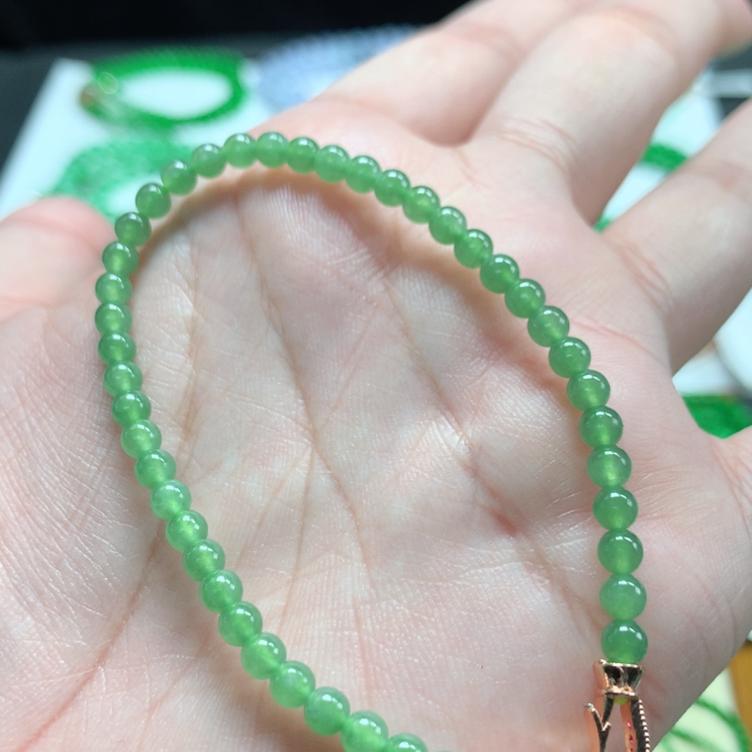 翡翠未镶嵌手链翡翠