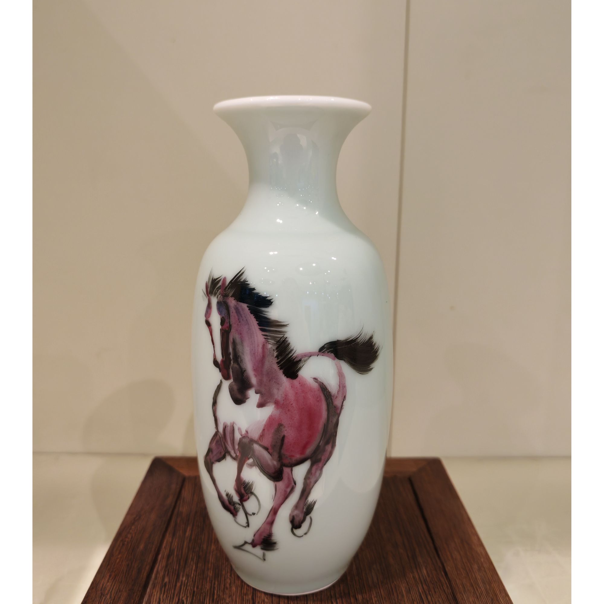 昆仑牌鲁青瓷圆口瓶《马到成功》18.5cm