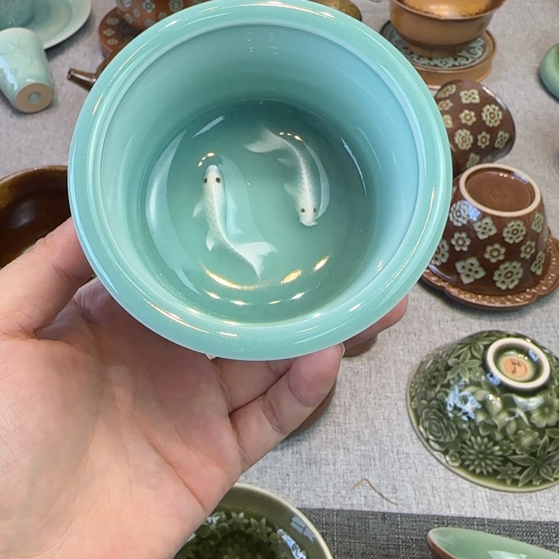 龙泉青瓷粉青主人杯