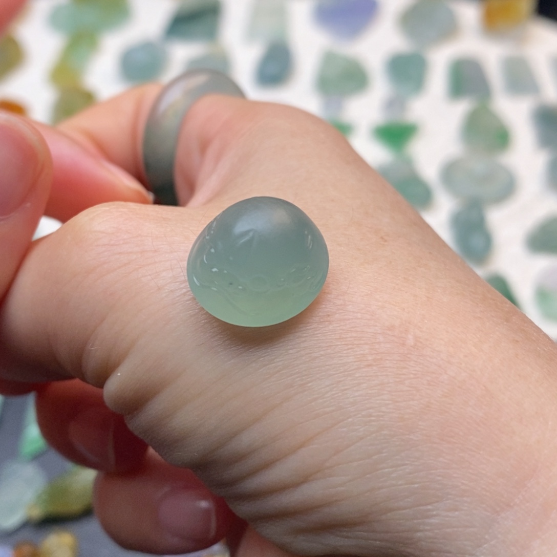 定制翡翠未镶嵌貔貅