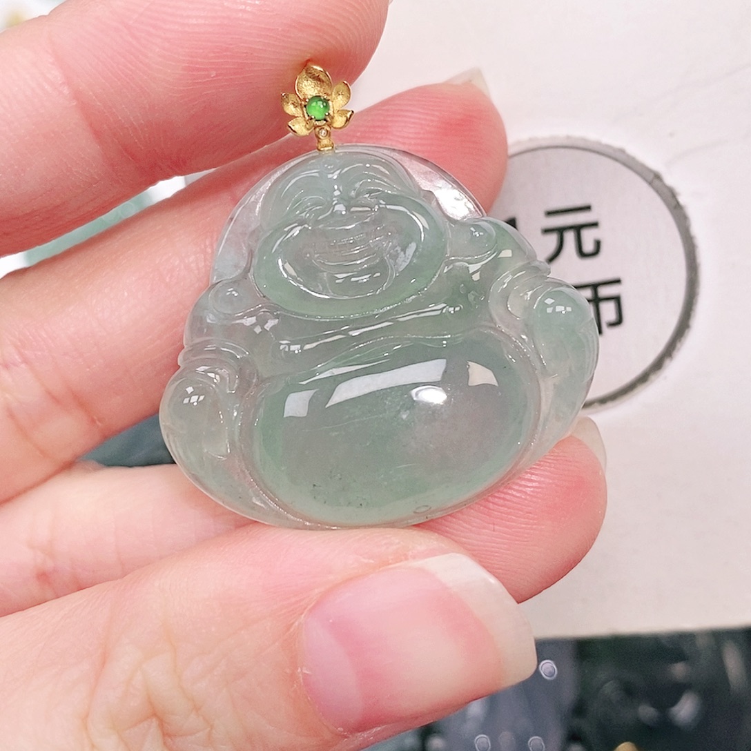 翡翠18K金镶嵌颈饰