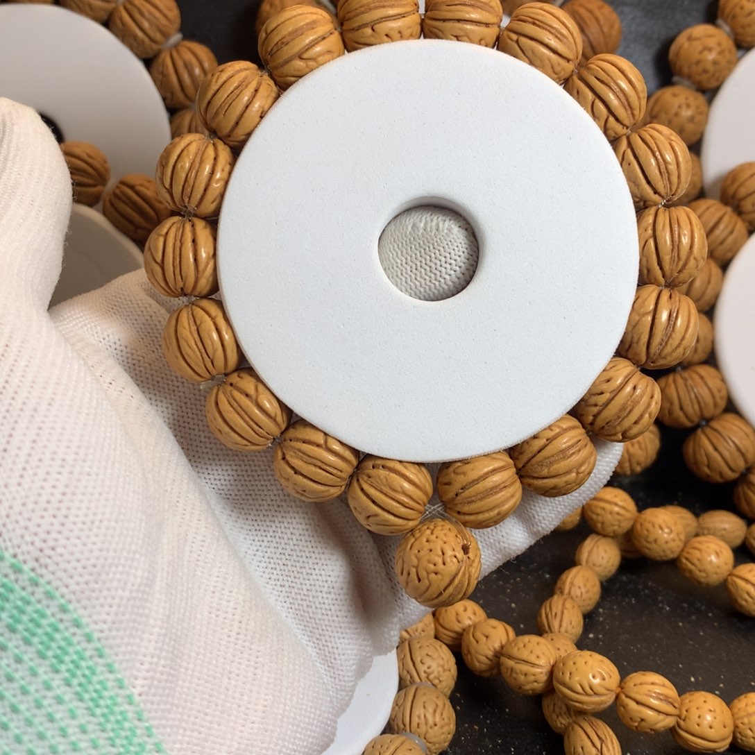 ✺***✺桃核手串14金丹肥齐