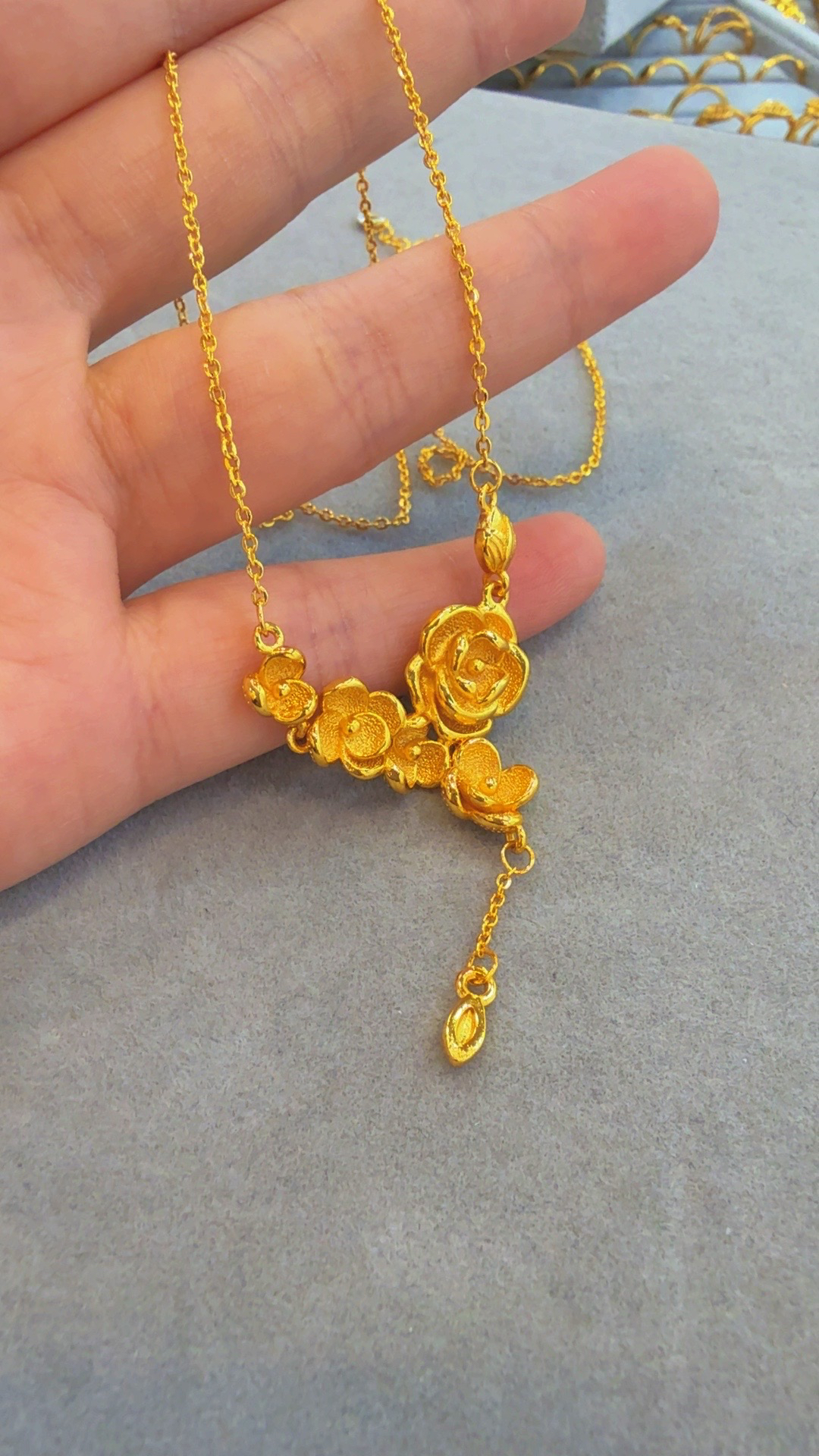 铜合金亚克力项链 玫瑰花项链精致款