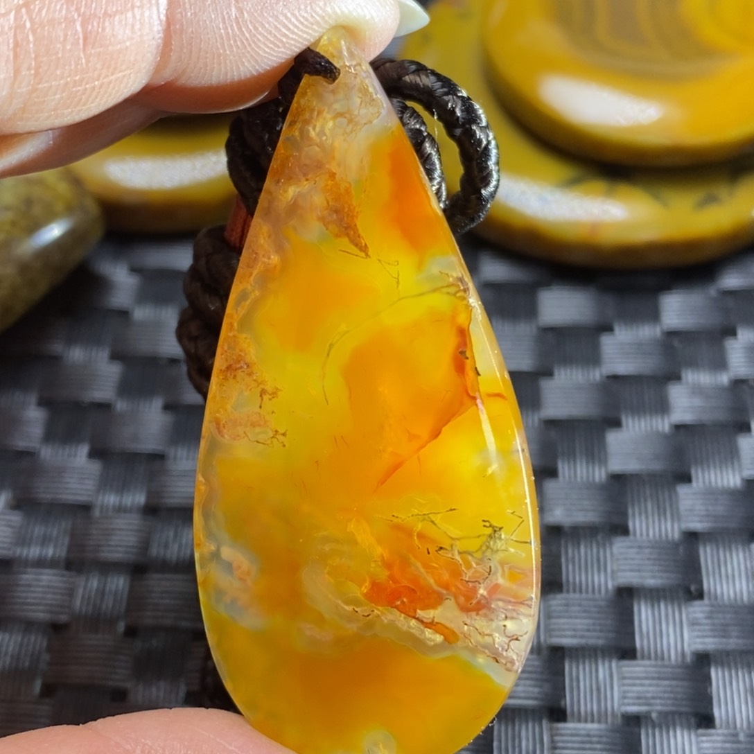 玛瑙/玉髓挂坠未镶嵌