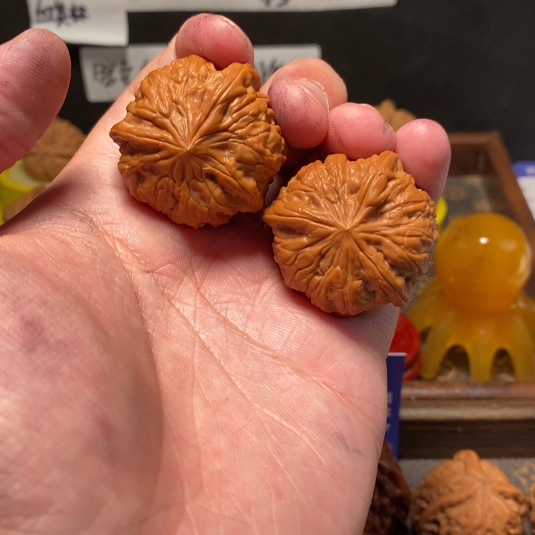 吊坠文玩核桃凹底3麟37尺52