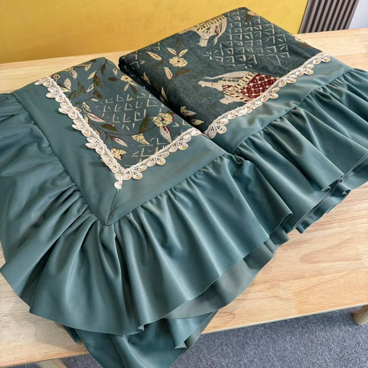 吉象雪尼尔手包边高端沙发垫（90*280+贵妃2件套）   055