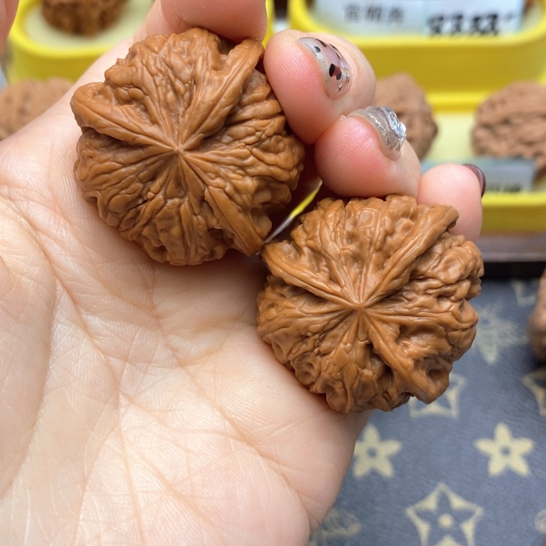 文玩核桃把件36尺全品雨花石丁