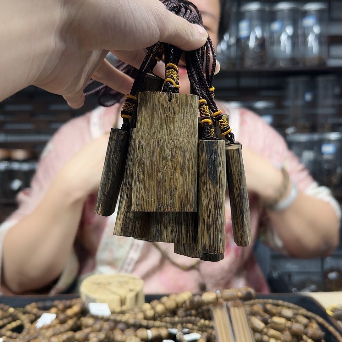 沉香沉香碎屑奇楠沉香牌子多样性发一