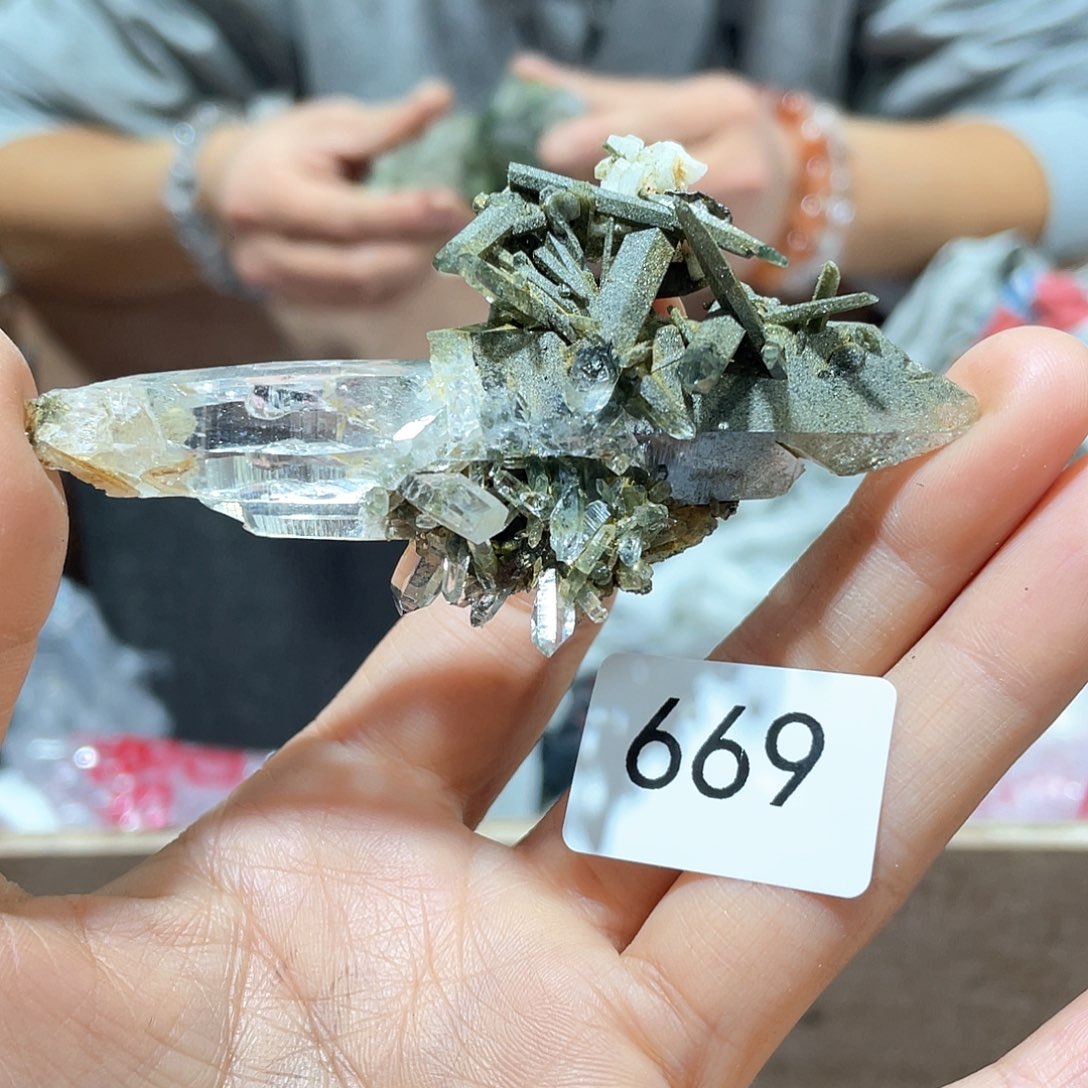 水晶摆件…..未镶嵌