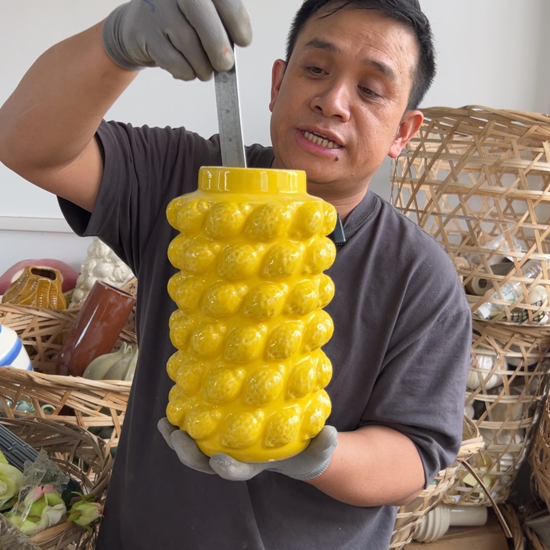 摆件99 号高中低温工艺瓶（部分微瑕）