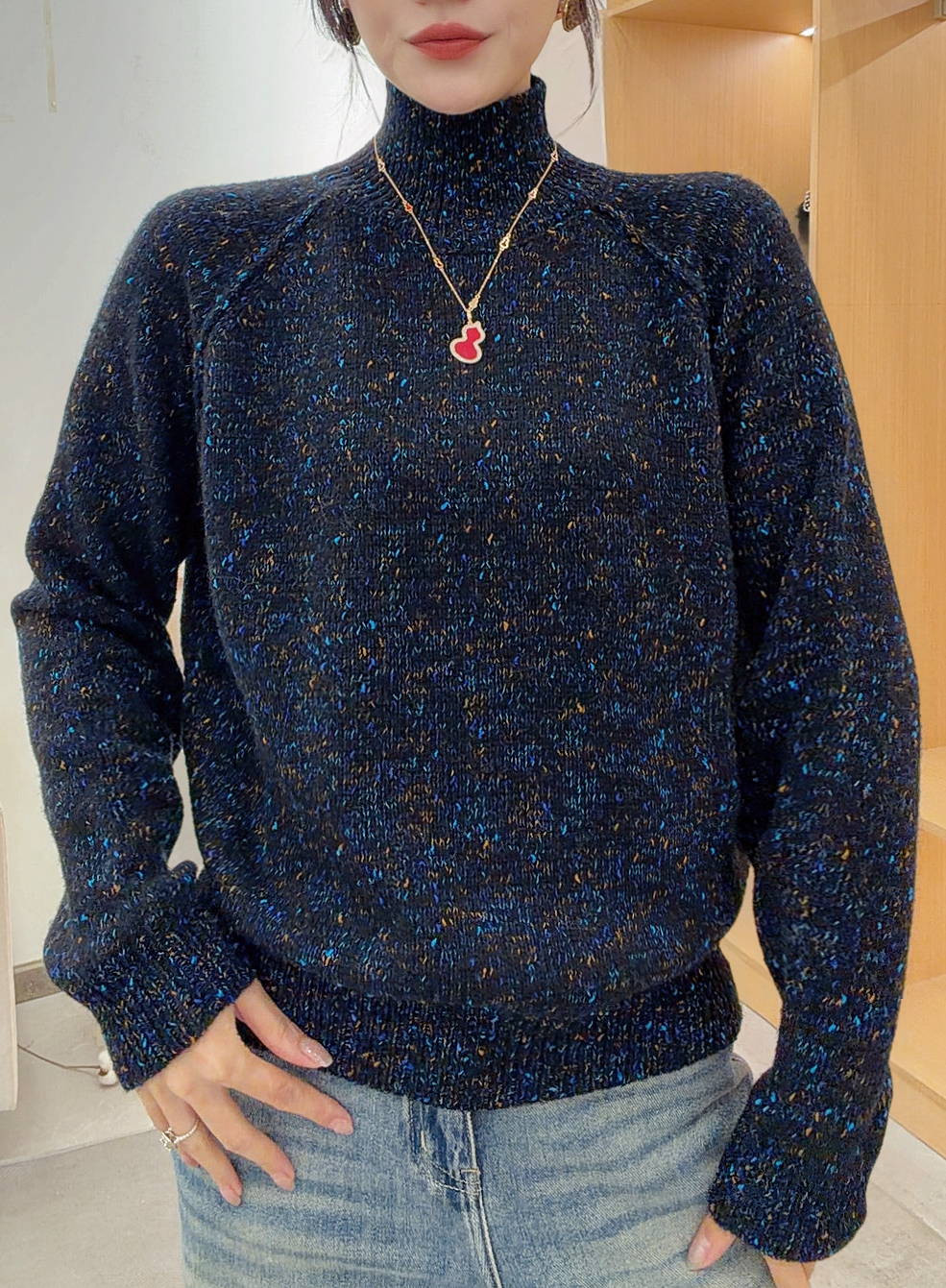 [吉美】100%纯羊绒花纱王菲款半高领打底衫 