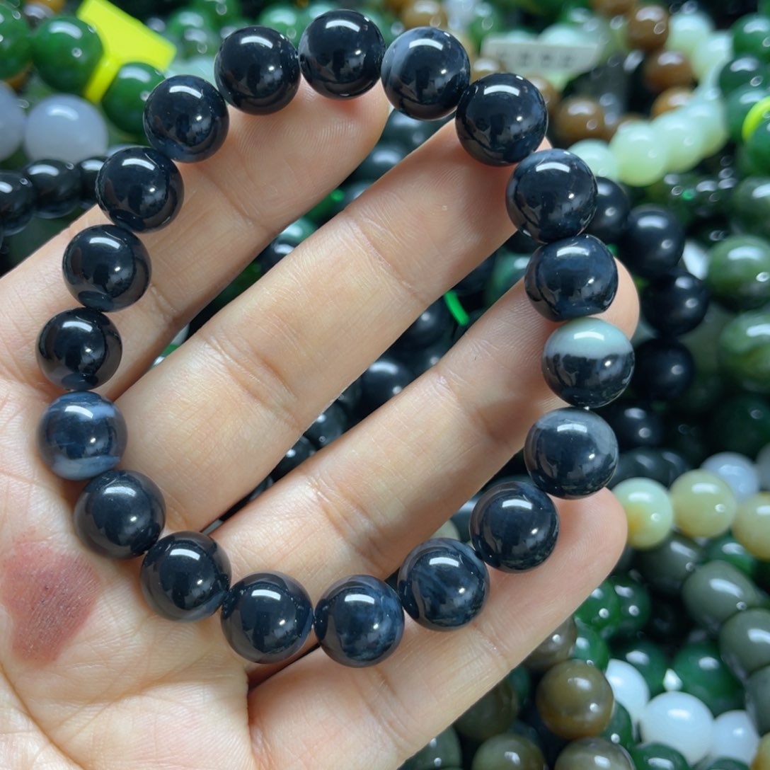 未镶嵌手链和田玉