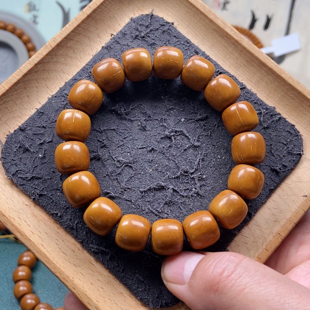 紫金鼠手串13+mm黄金甲老型