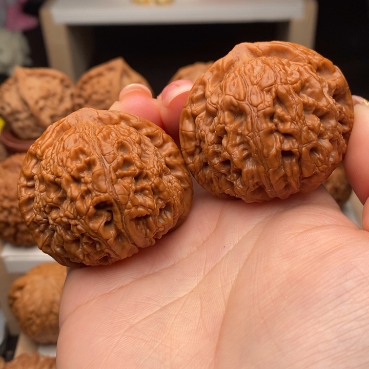 文玩核桃把件44全品水龙纹