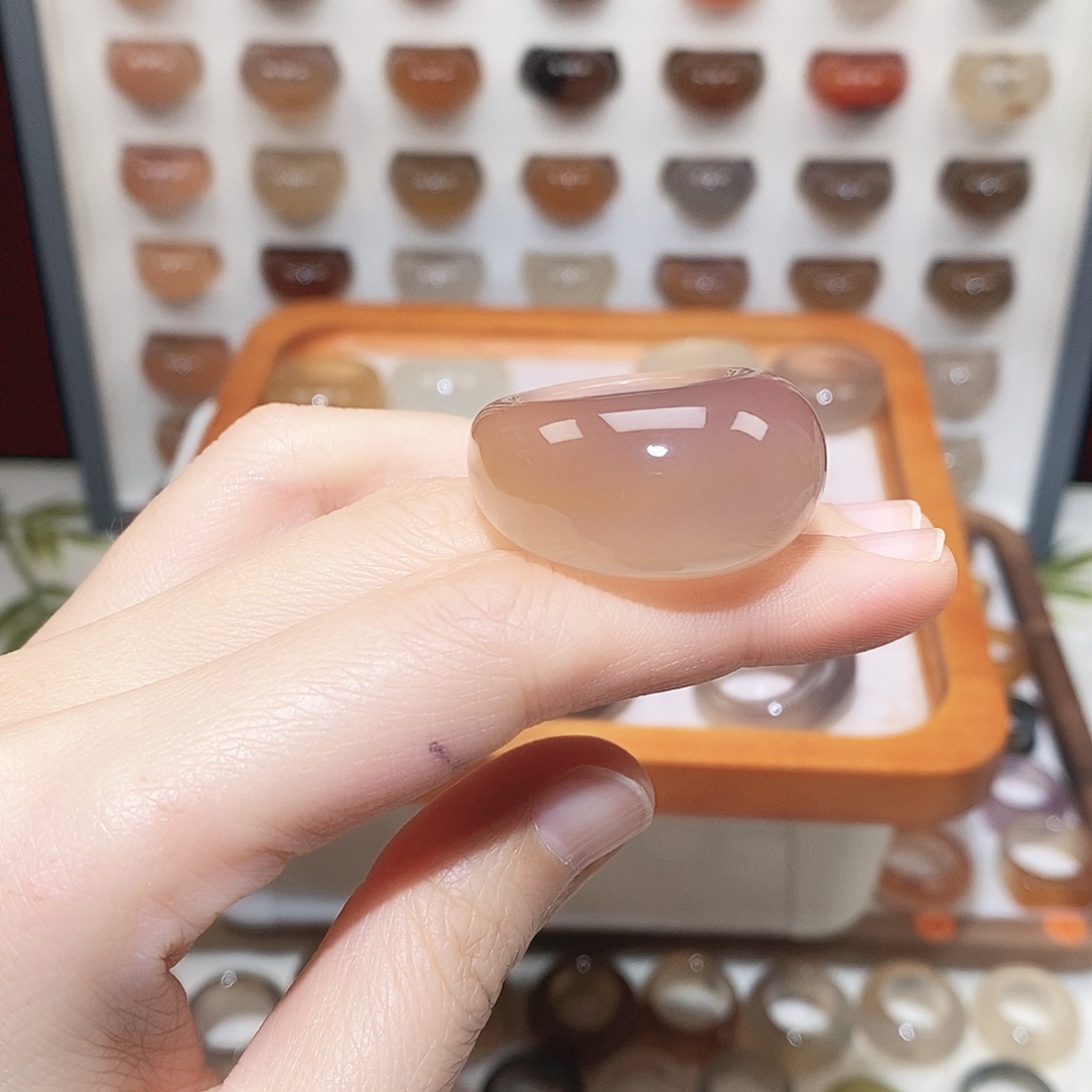 姐***眼玛瑙/玉髓未镶嵌戒指港20