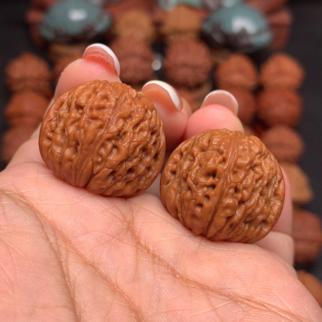 把件文玩核桃卧*天核桃