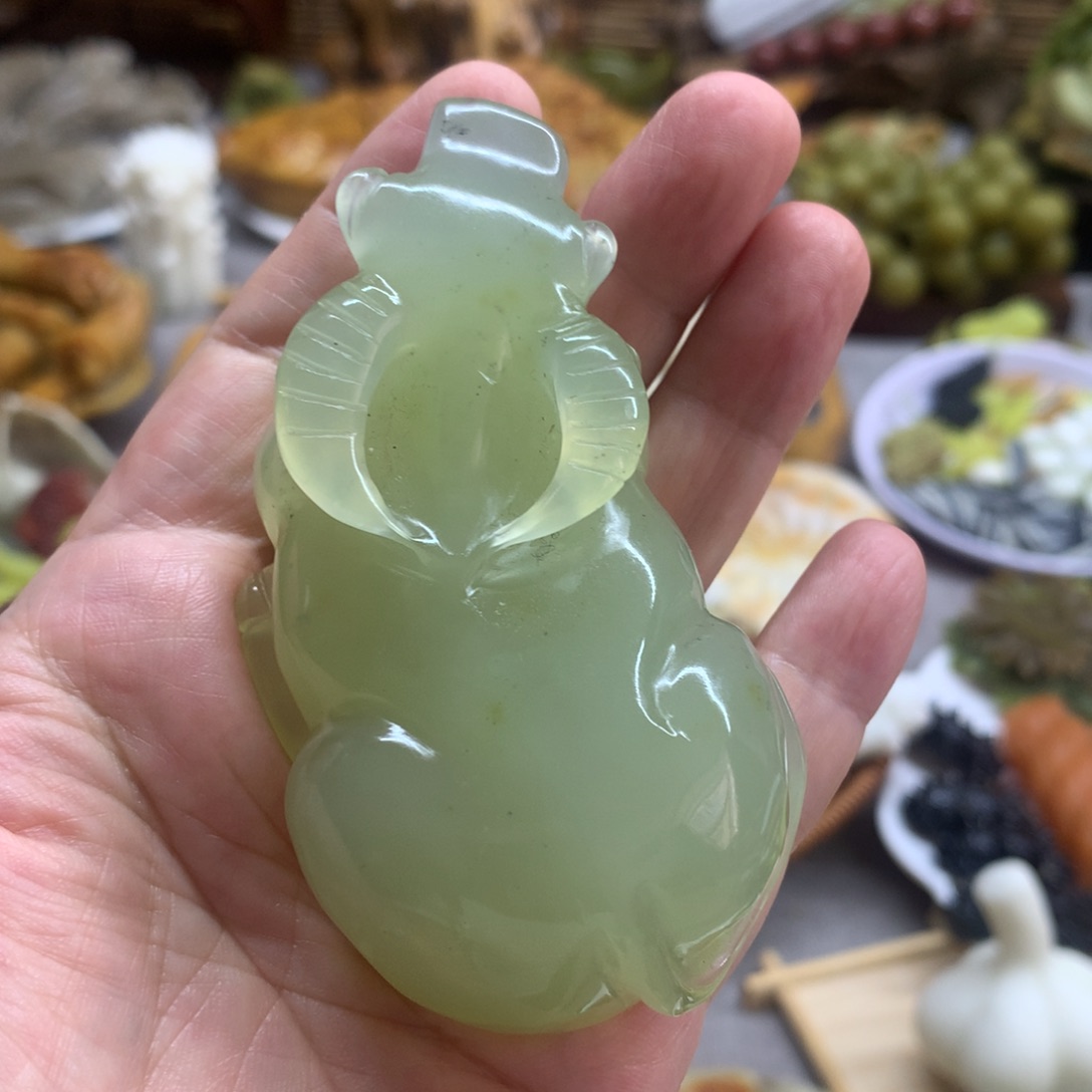 未镶嵌蛇纹石玉天然岫玉精雕仿真雕刻