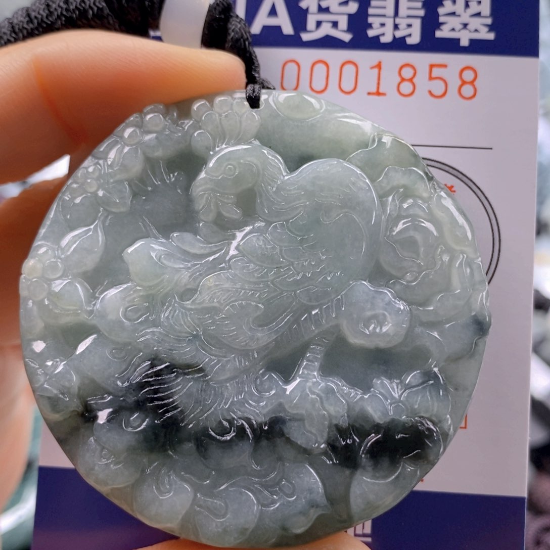 翡翠吊坠(不含链)未镶嵌