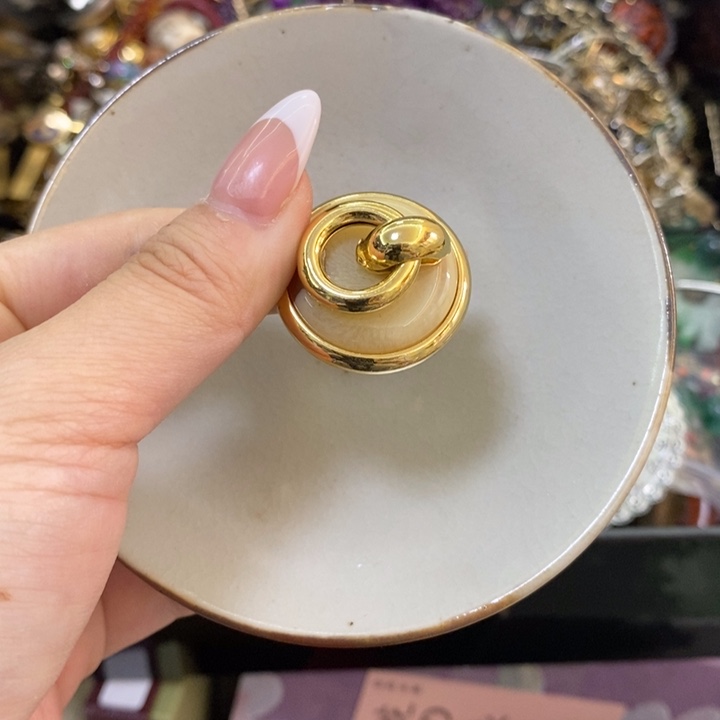 瓷片哦哦哦哦哦哦哦哦哦哦哦