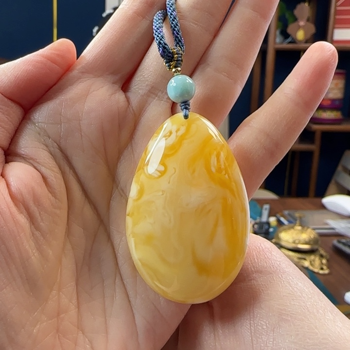 蜜蜡吊坠(赠链)未镶嵌