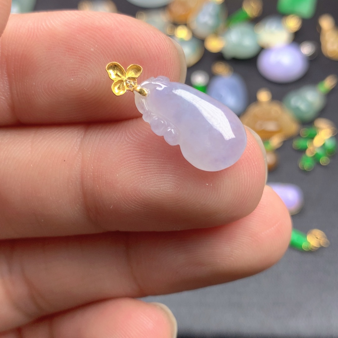 【闪购商品】颈饰18K金镶嵌翡翠翡翠