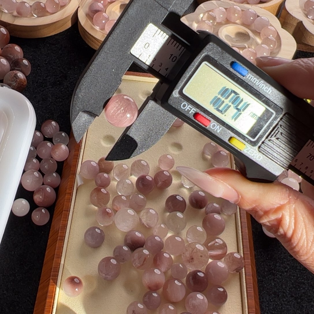 小****水晶手链未镶嵌10.4m定制通孔不退不换