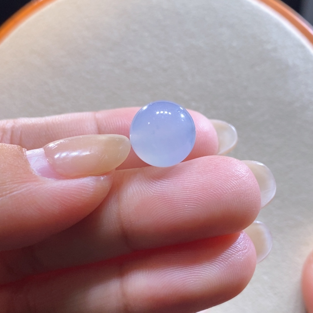 翡翠未镶嵌颈饰翡翠冰淡蓝珠卡12.3