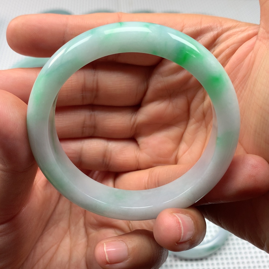 翡翠手镯未镶嵌29号