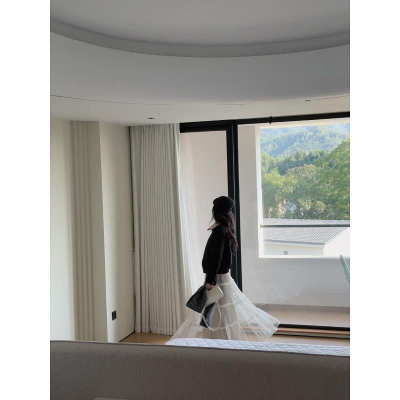 Made in Korea——【丝绒纱裙】韩档口 2025冬款香槟色丝绒纱裙