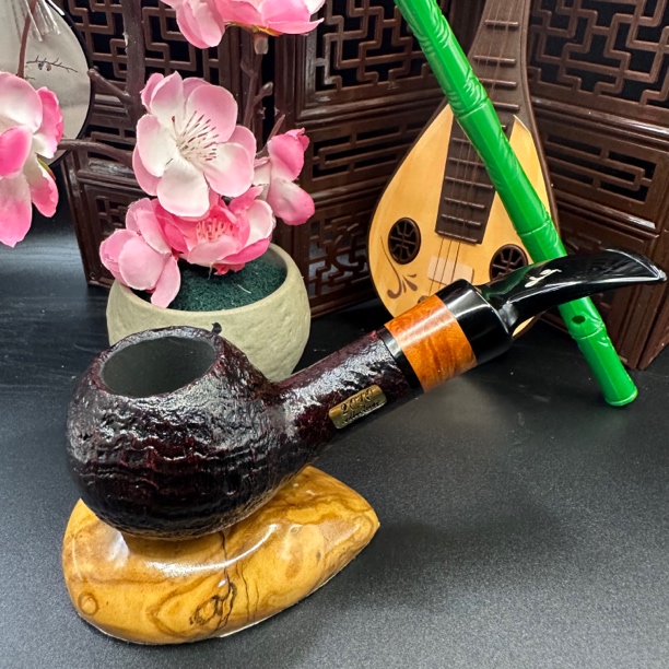 意大利-沙。芬-总裁—2010年-石楠木烟斗