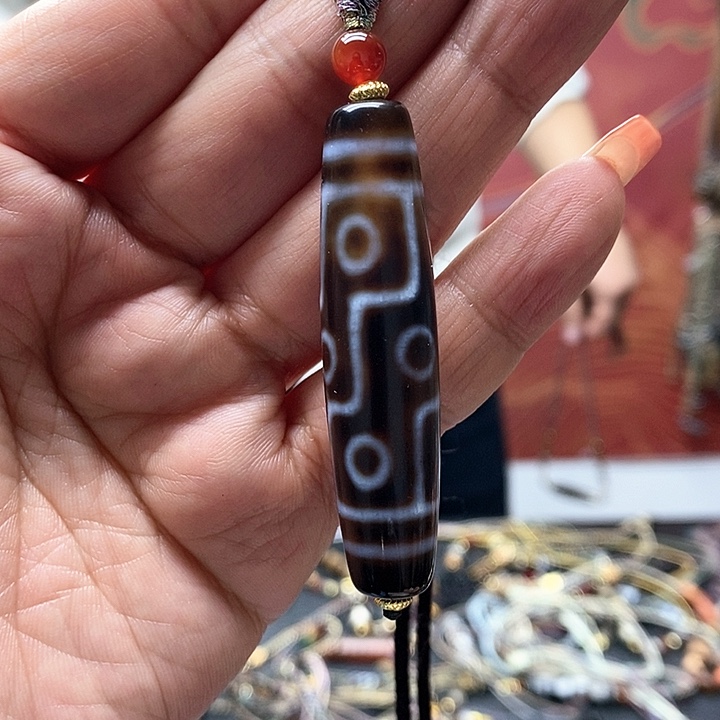 玛瑙/玉髓颈饰合金