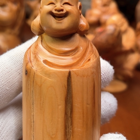 柏木（崖柏）Hbhggghvvvvvbb