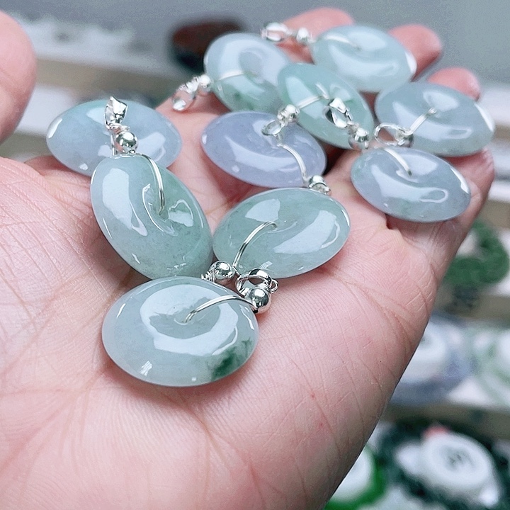 翡翠未镶嵌手链天然翡翠吊坠