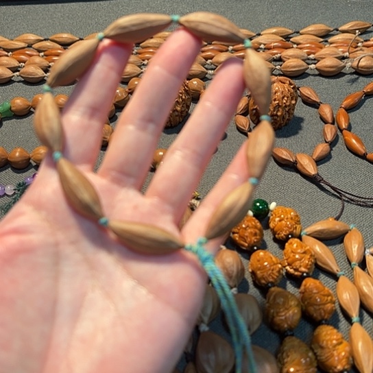 1.1小柳叶手串水晶核老玩家款