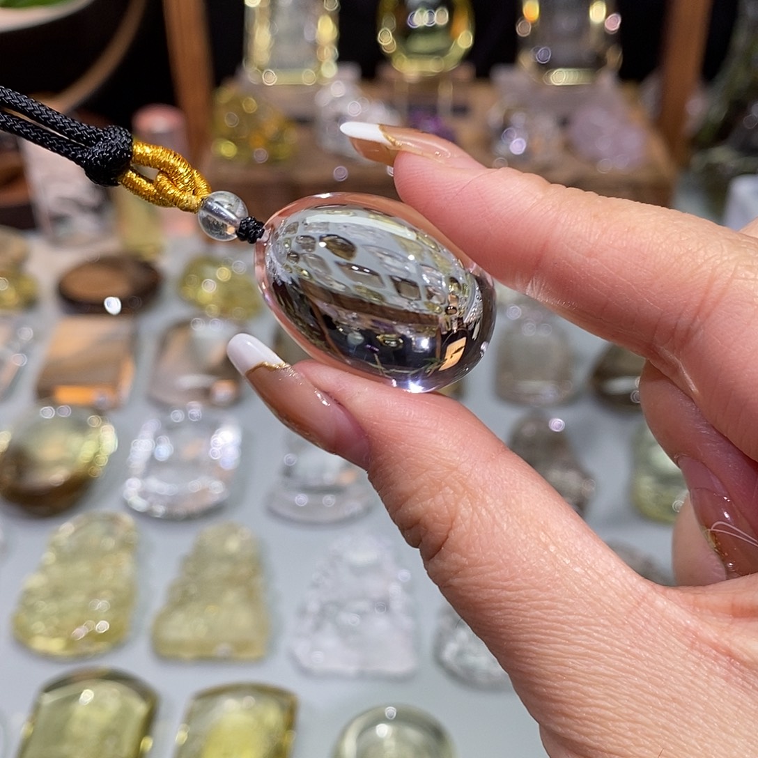 颈饰未镶嵌水晶天然水晶吊坠