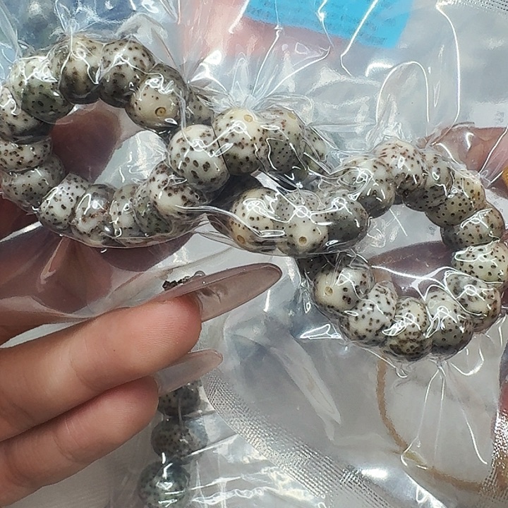 星月菩提手串322卓越星月菩提猪大肠10单圈