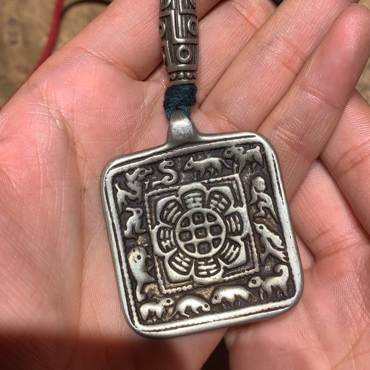 琉璃颈饰喜欢的朋友