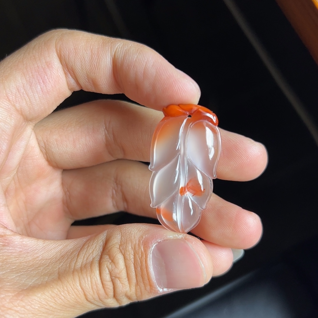 南红玛瑙颈饰未镶嵌