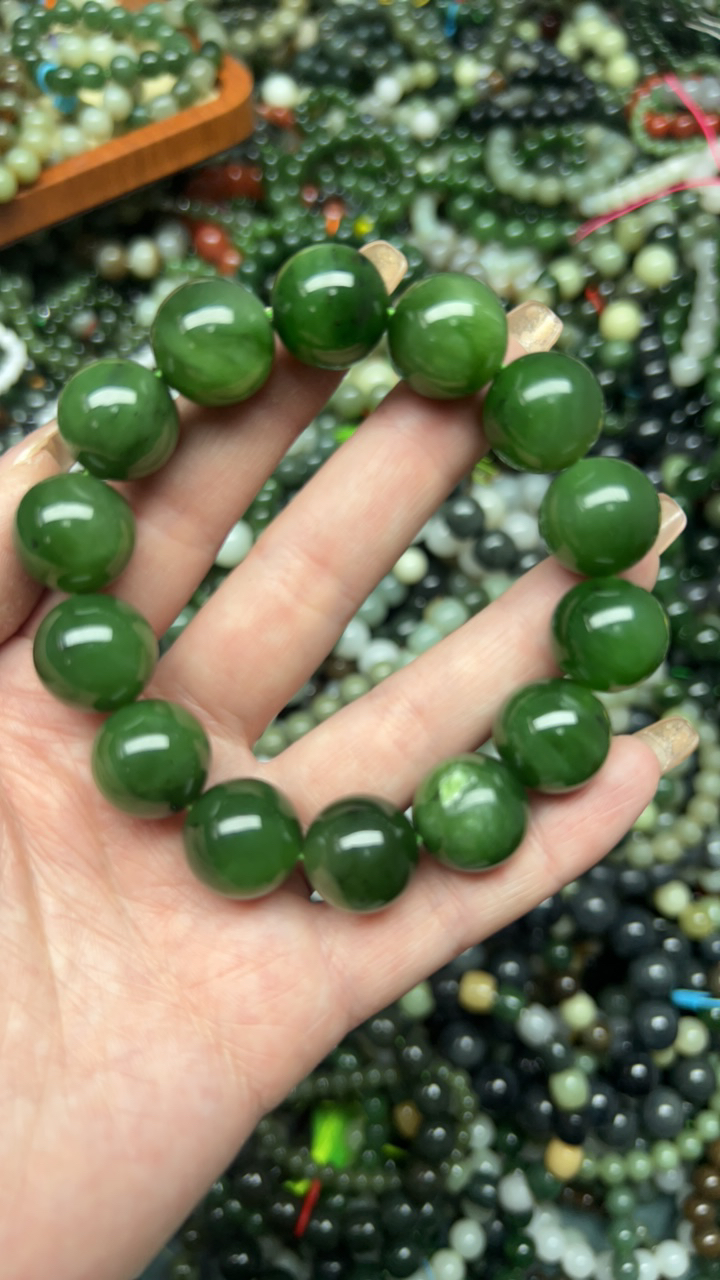 和田玉未镶嵌时尚