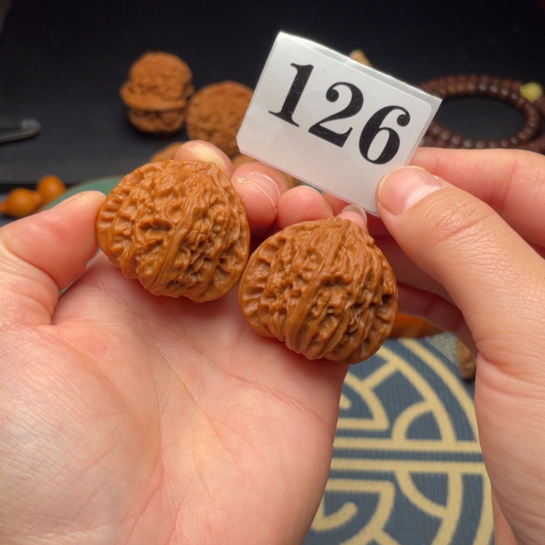 桃核吊坠37全品三角白126号