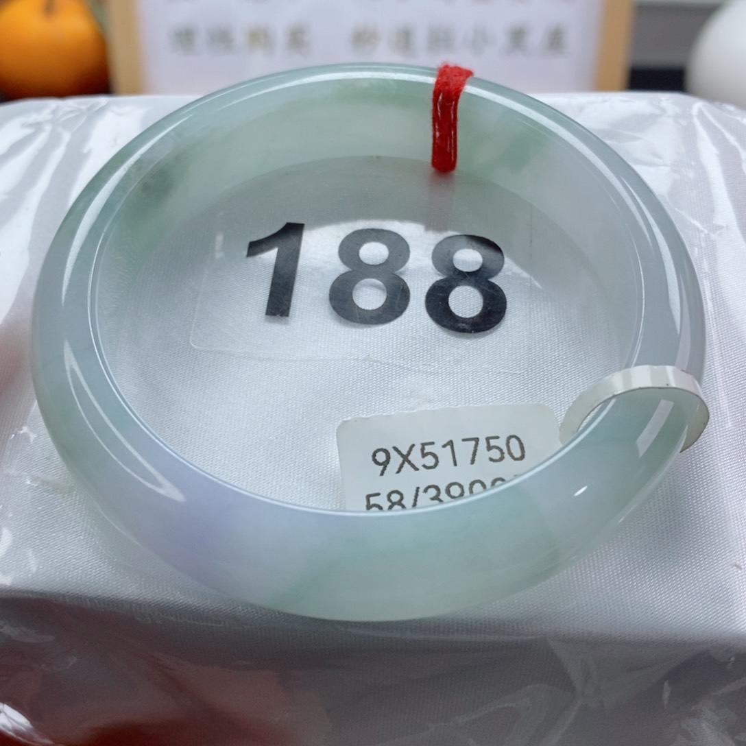 翡翠手镯未镶嵌天然A货翡翠手镯