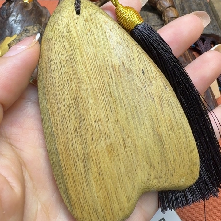 大叶紫檀（黑酸枝木类）