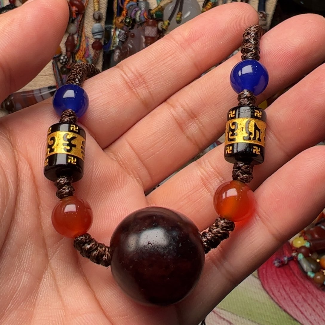 玛瑙/玉髓颈饰未镶嵌