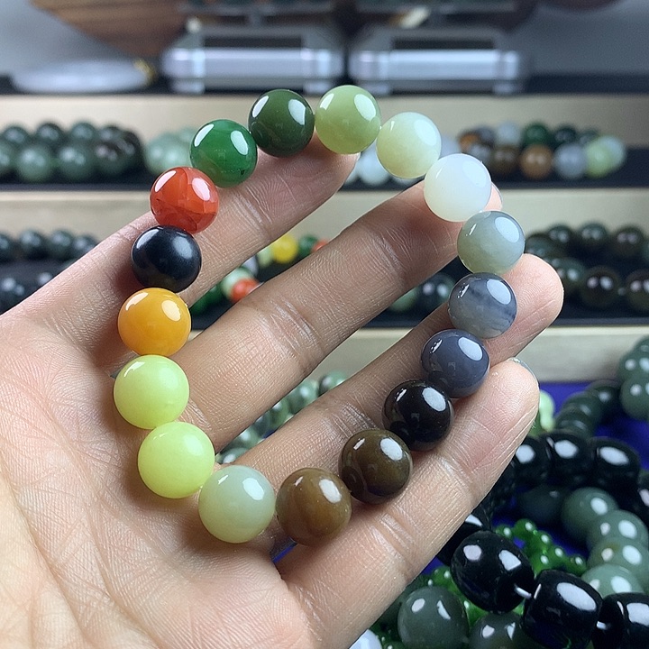 和田玉手串未镶嵌